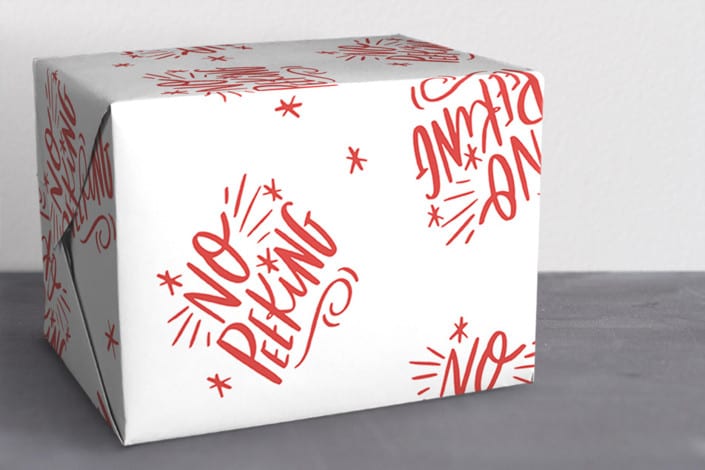 Christmas Wrapping Paper 2018: No Peeking in Red & White